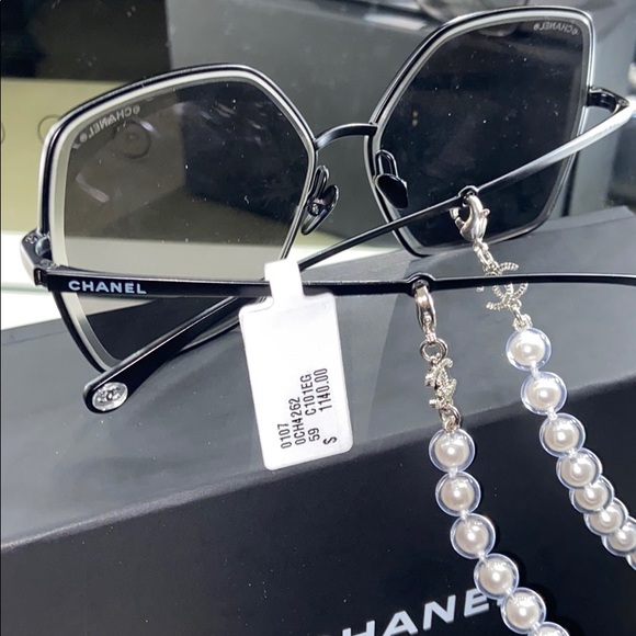 Shades - Picture 3 of 4